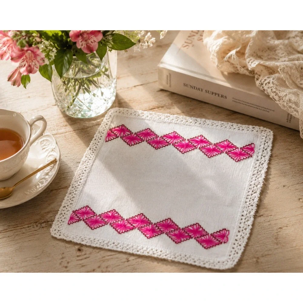Handmade Mexican Embroidered Table Linen Crochet‎ Lace Pink Floral 16.5x18.5
